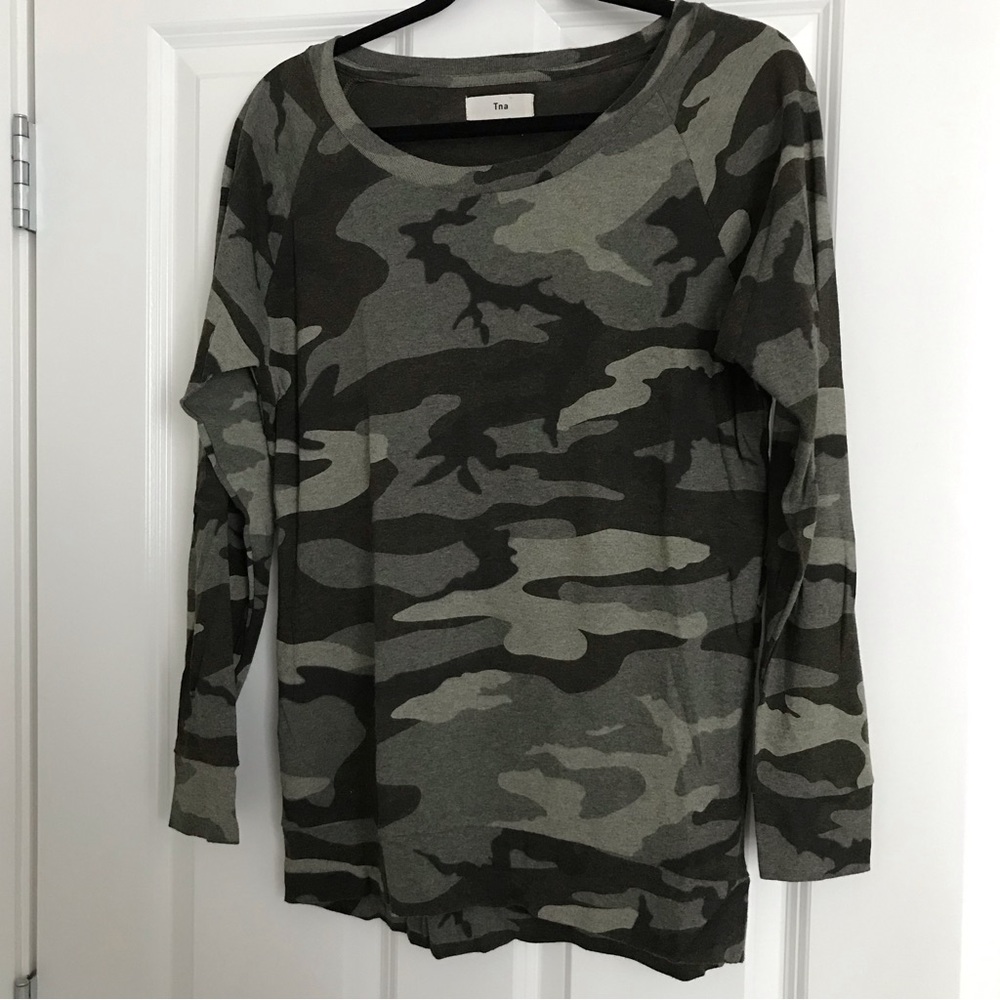 Aritzia Tna Camo Long Sleeve Tee